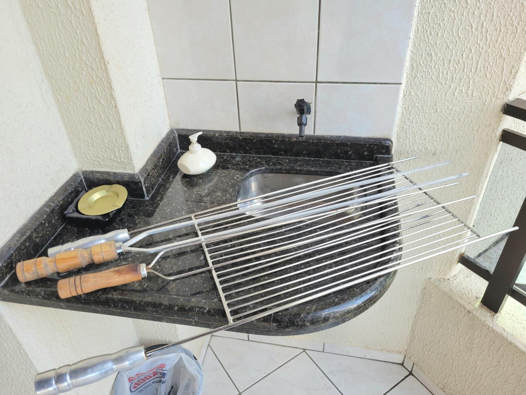 Apartamento 200 Metros Da Praia 03 Quartos Com Ar Condicionado - Meia Praia - Itapema Εξωτερικό φωτογραφία